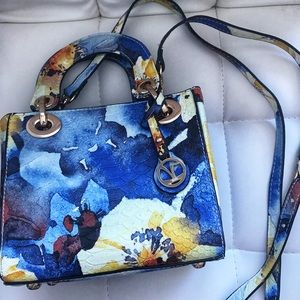 Verde watercolor clutch